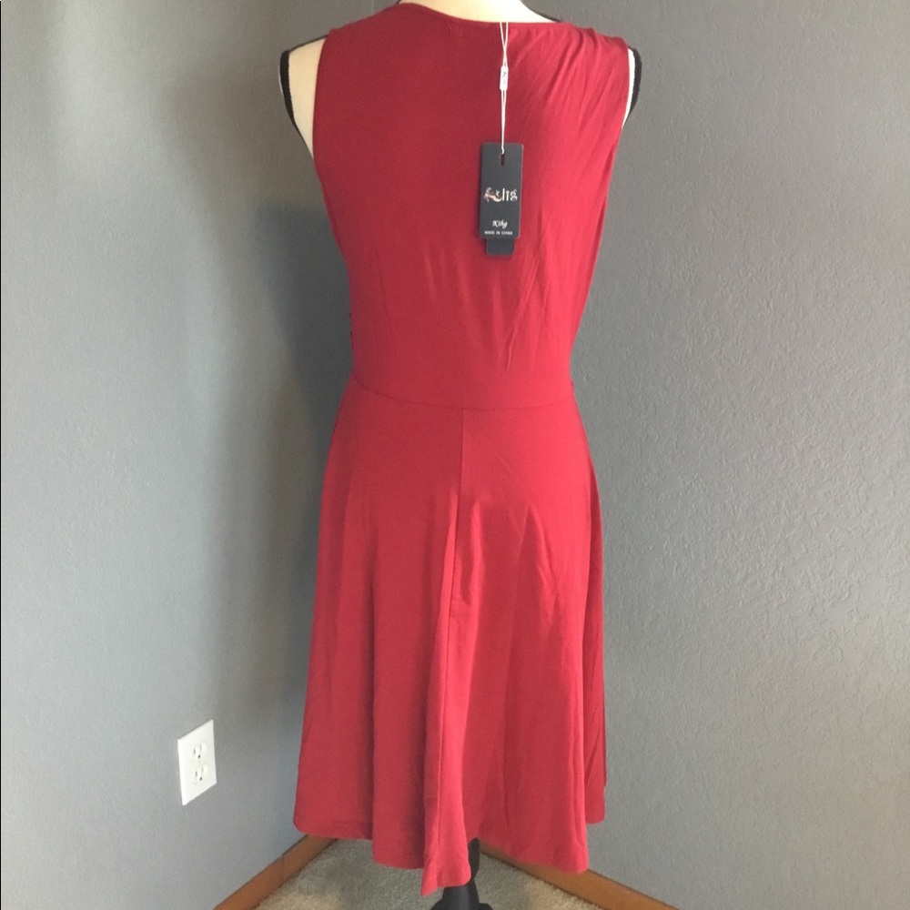 Sundress - Picture 2 of 2
